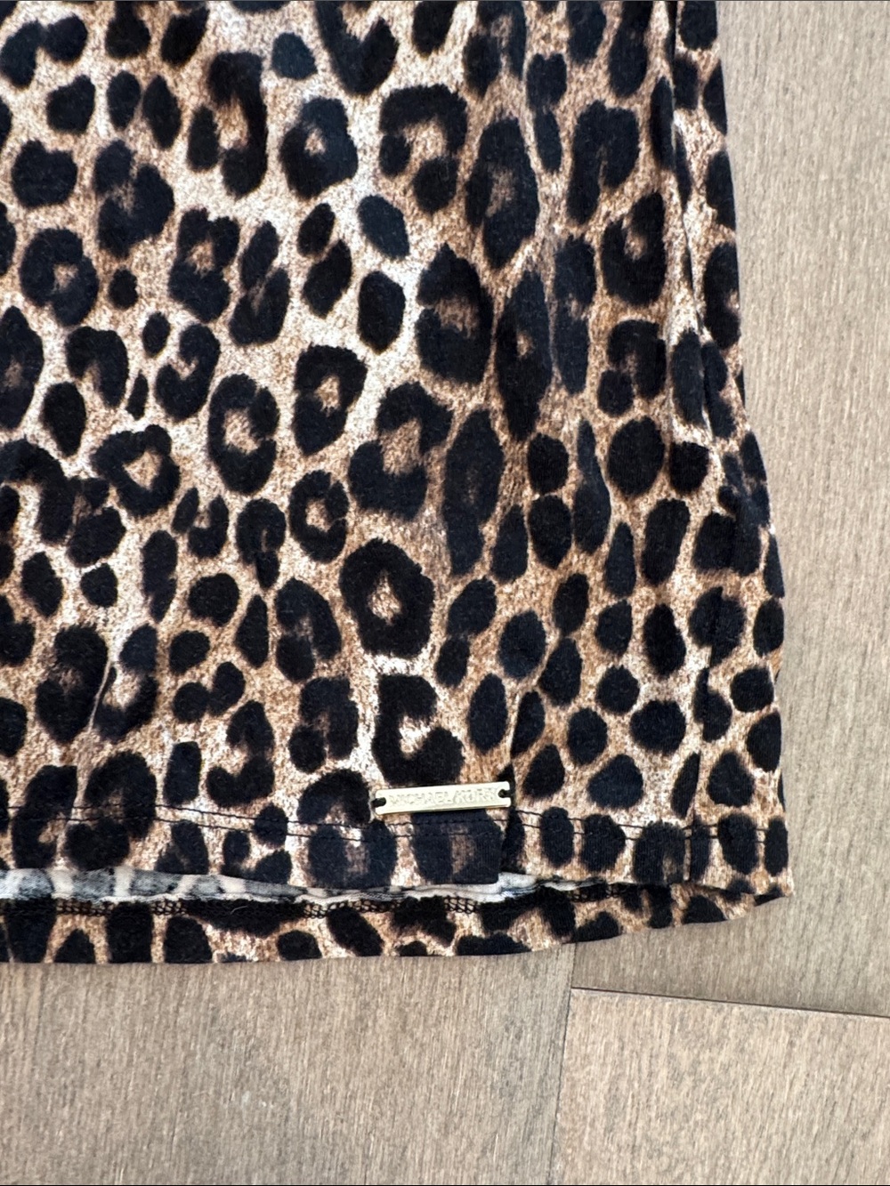 Michael Kors Leopard 3/4 Bell Sleeve Shirt Women’s Large Animal Print Blouse - Picture 5 of 13